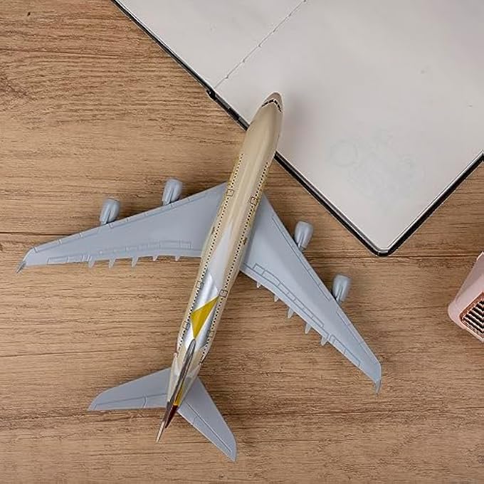 Model Airplane 1:300 Scale Model Etihad Airbus 380 Model Plane Metal Alloy Model for Gift and Decoration - Image 4