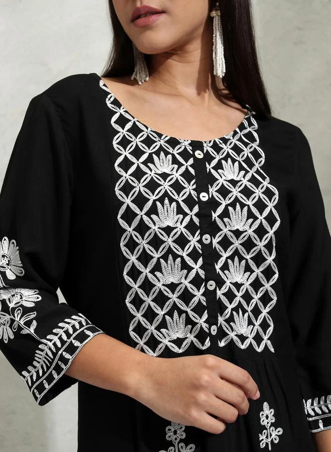 Vishudh Floral Embroidered Thread Work Straight Kurta & Palazzos Set by Styli
