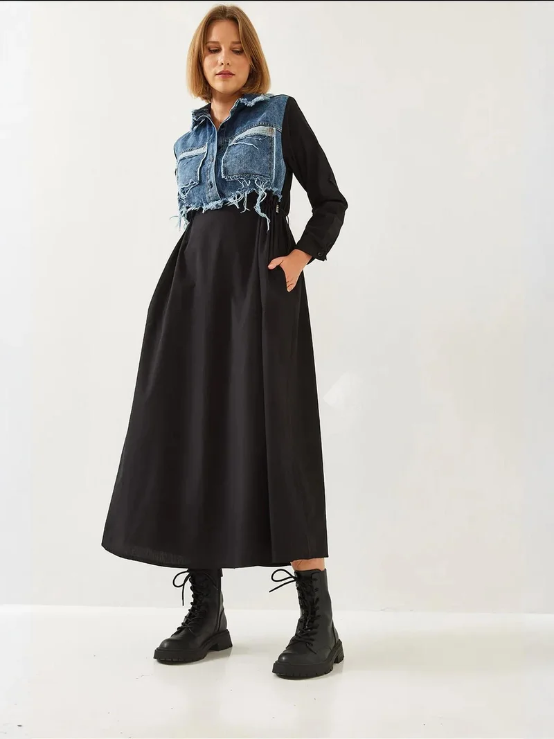 بيانكو لوتشي فستان ماكسي لوكسي من قماش الجبردين بنقوش مع ياقة قميص وإغلاق بأزرار