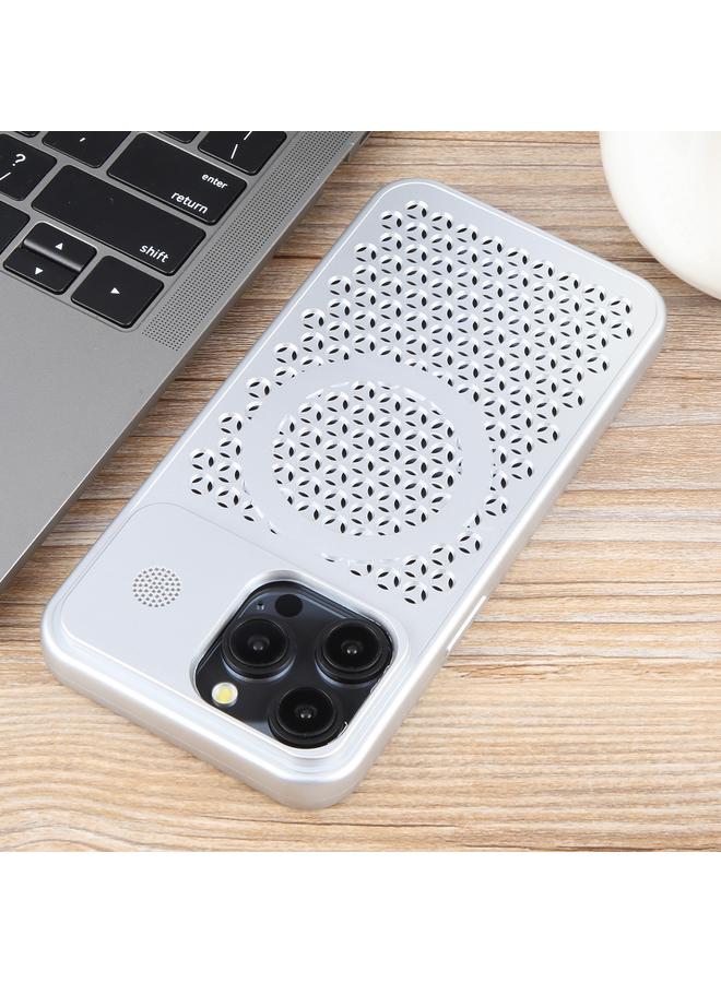 زبون جراب لهاتف iPhone 13 Pro بلون نقي مع خاصية العلاج بالروائح العسلية من MagSafe - Image 5