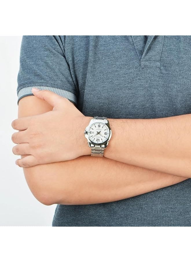 CASIO - watch - Image 1