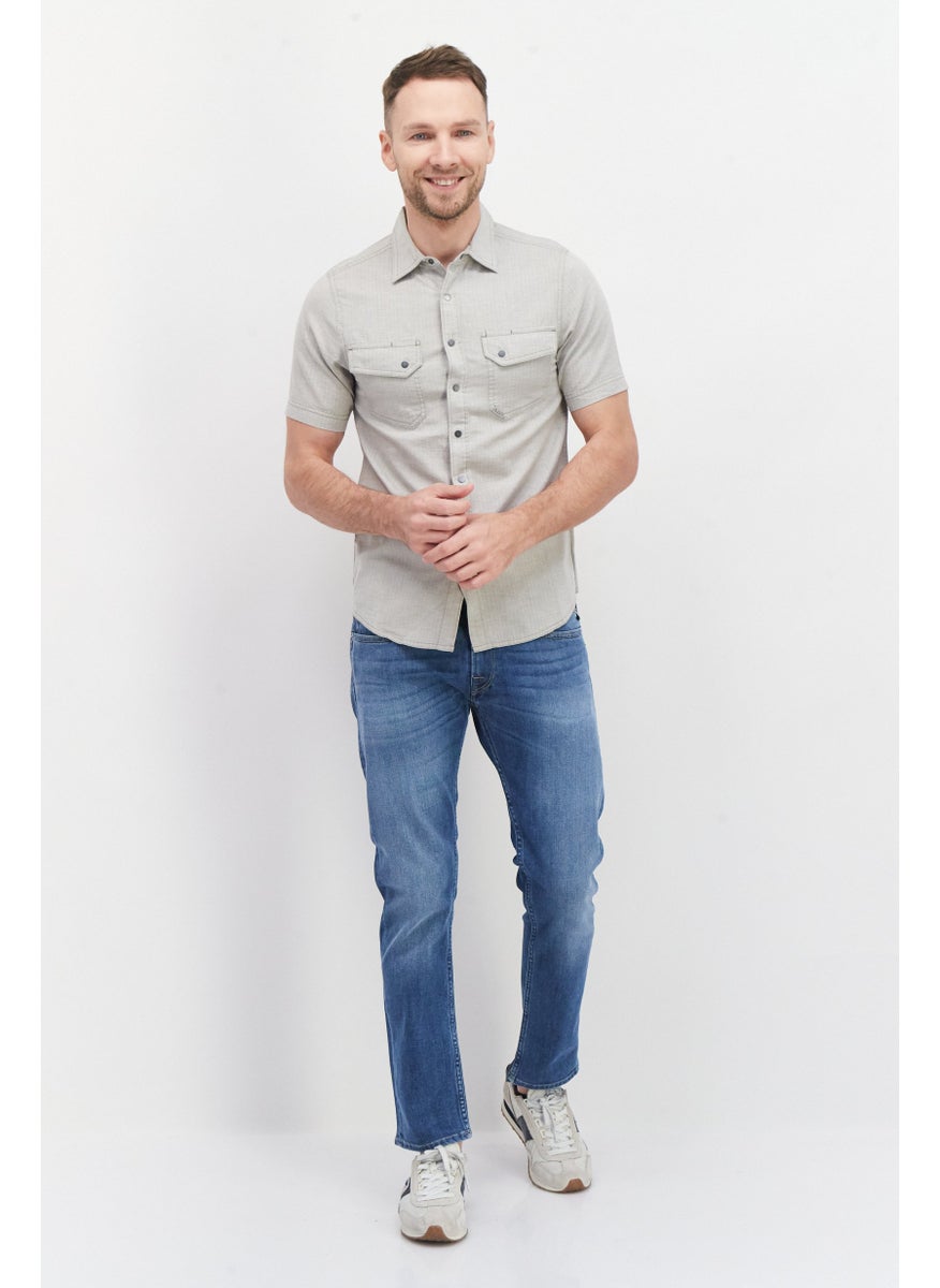 511 Tactical - قميص رجالي كاجوال بقصّة عادية وأكمام قصيرة، رمادي فاتح - Image 1
