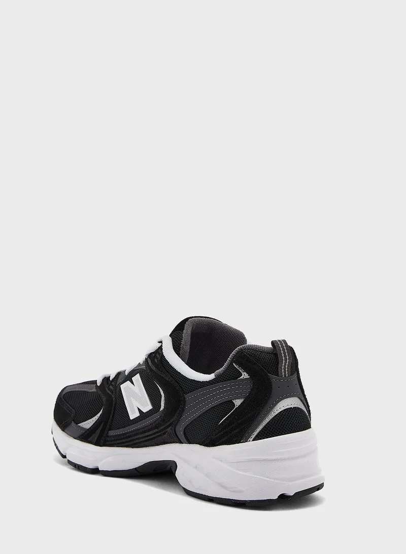 نيو بالانس حذاء 530