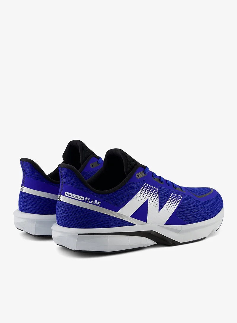 نيو بالانس فلاش