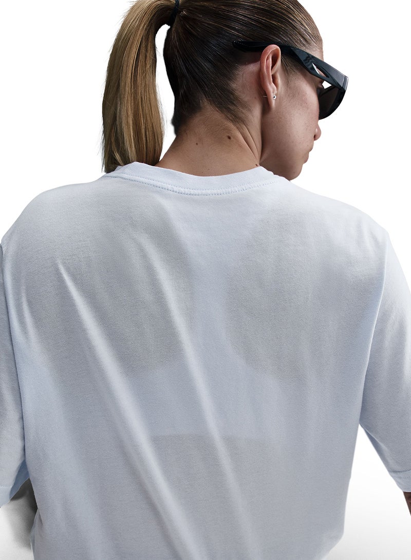 Nike Nsw Essential Logo T-Shirt  - Image 4