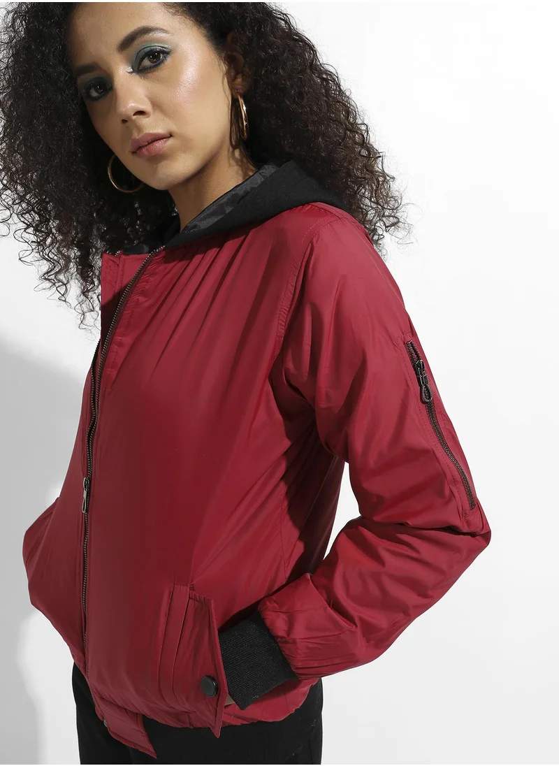 Campus Sutra Women's Maroon Zip-Front Jacket With Contrast Hem