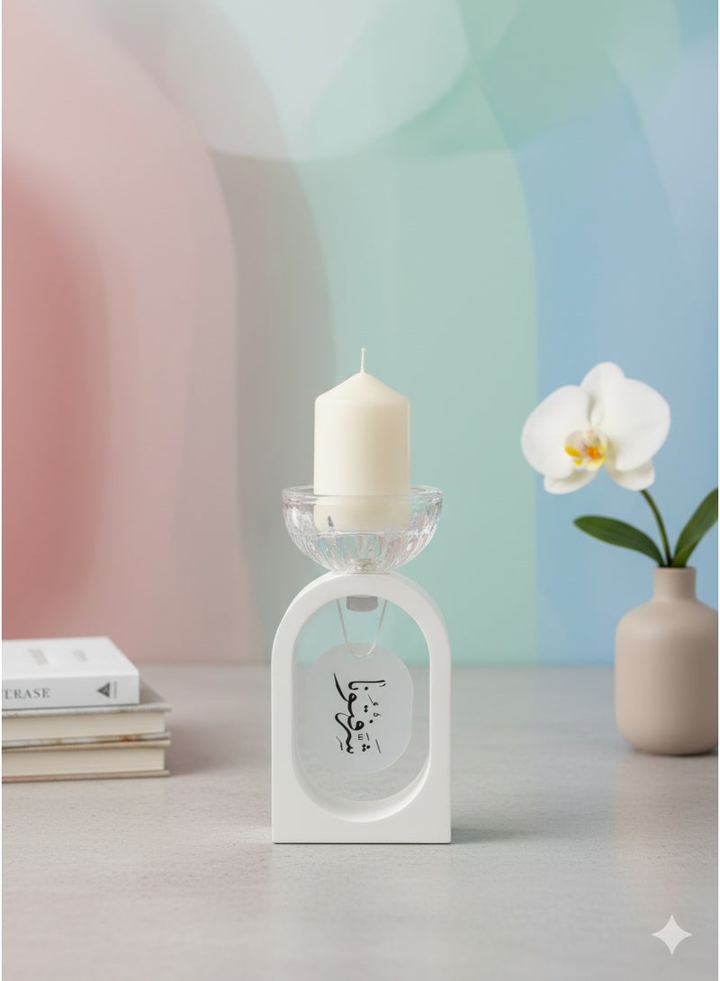 ار ار براند طقم  مكون من حامل شموع مقاس 15.5 سم و شمعة باللون الأبيض مع علاقة بكتابة مناسب لحفلات و الزفاف والهدايا - Image 1