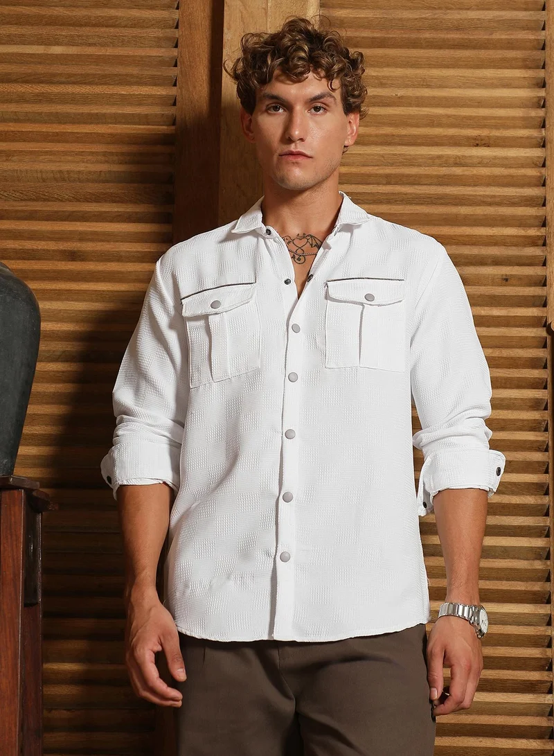 Campus Sutra Men's Chalk White Safari-Utility Relaxed Shirt For Casual Wear | Spread Collar | Long Cuffed Sleeves | Button Closure | Shirt Crafted With Comfort Fit For Everyday Wear