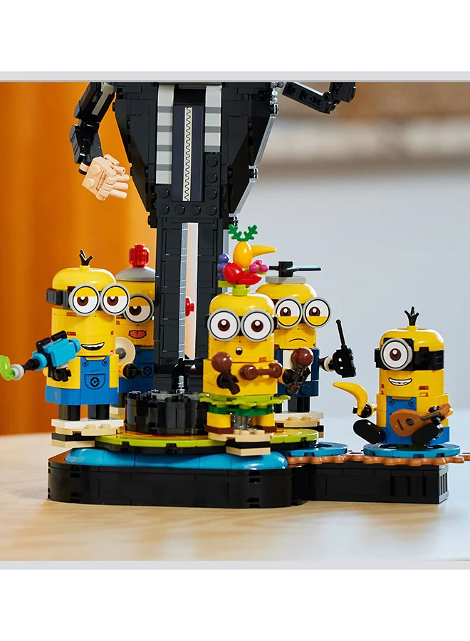 LEGO Despicable Me Brick-Built Gru and Minions 75582 (839) Pieces