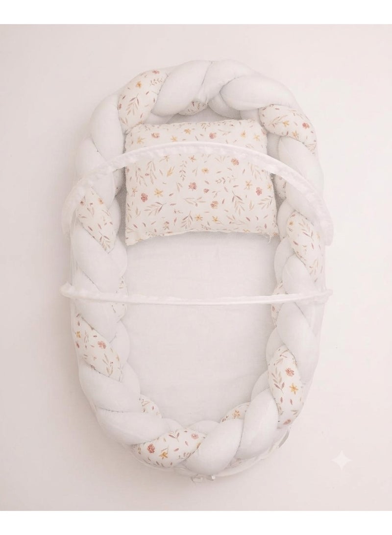 StarKids A portable newborn bed featuring a cozy nest design, a braided protective bumper, and a detachable, built-in mosquito net, ensuring a peaceful, safe, and comfortable sleeping environment for your baby—anytime, anywhere. - Image 2