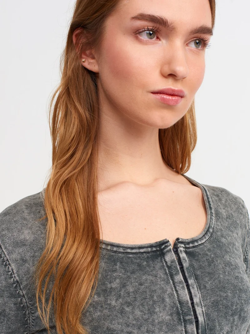 ديلفين 60214 Faded Effect Agraffiti Crop Knitwear Cardigan-Anthracite