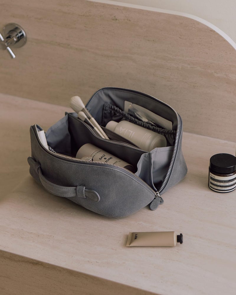 EACHY Leather Makeup Bag, Portable 180Â° Wide-Open Flat Cosmetic Bag for Women, Large Capacity Make Up Organizer Makeup Pouch with Divider and Handle - Image 5