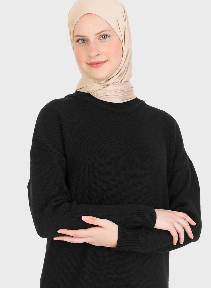 Round Neck Knitted Dress