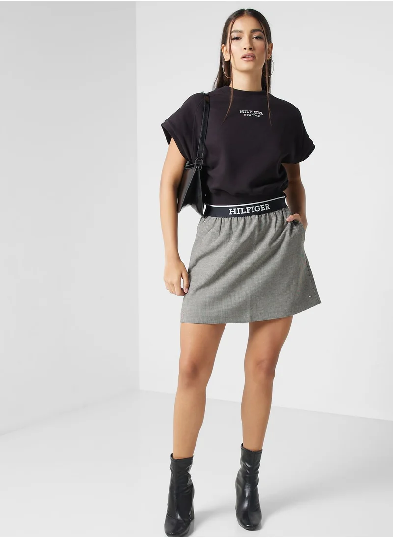 TOMMY HILFIGER Embroidered Logo Sweatshirt