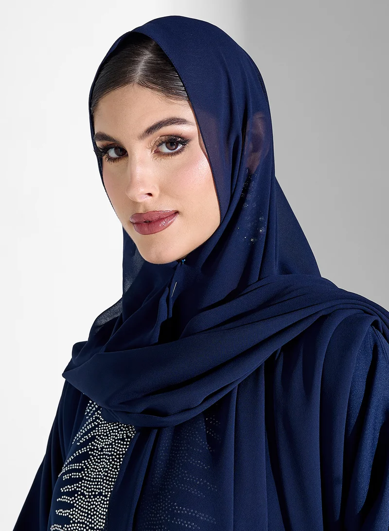 خزانة عباية بشيمر على الأطراف مع شيلة