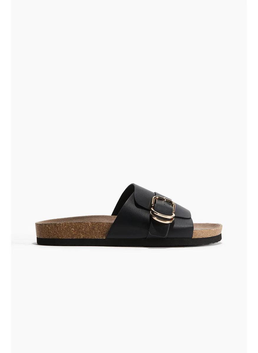 اتش اند ام Sandals