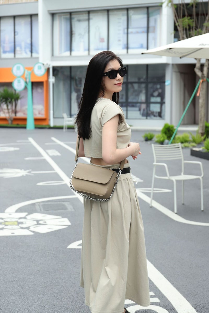 Simple Underarm Bag Niche Design High-End Genuine Leather Women'S Bag New Fashionable Chain Box Bag Women'S Crossbody Small Square Bag - Image 1