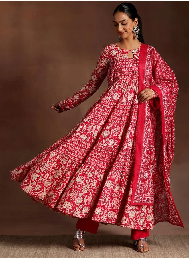 Libas Printed A-Line Kurta and Solid Trousers with Dupatta Set by Styli