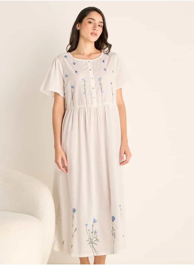 فاف Embroidered Night Dress with Round Neck and Short Sleeves