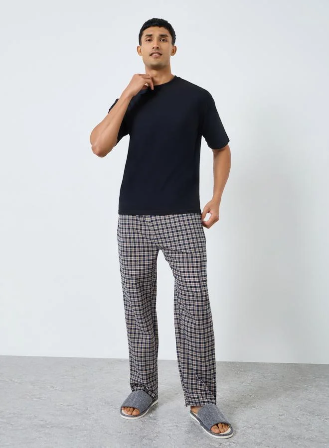 ستايلي Men Checked Relaxed Fit Pyjama Bottom