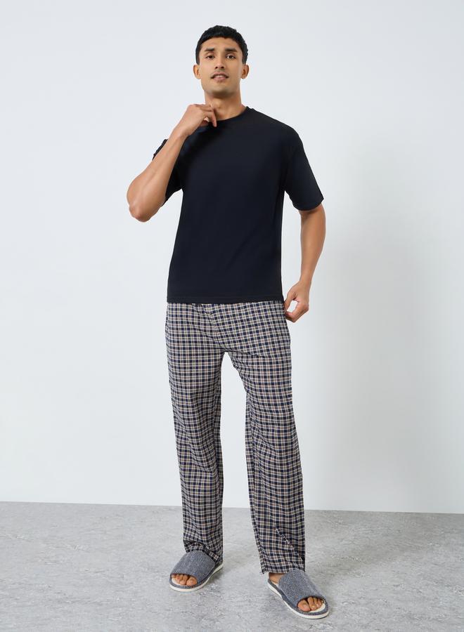 Styli Men Checked Relaxed Fit Pyjama Bottom - Image 2