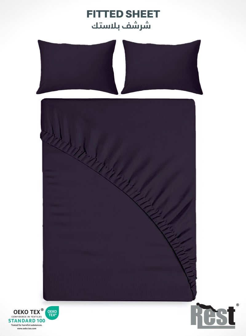 Rest مجموعة ملاءات سرير مريحة من REST 3 قطع باللون البنفسجي 120x200+25 سم تشمل 1 ملاءة سرير عميقة و 2 غطاء وسادة، قابلة للتنفس وقابلة للغسل في الغسالة - Image 1
