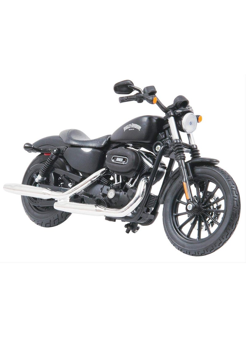 HARLEY DAVIDSON 2014 Harley Davidson Sportster Iron 883 Motorcycle Model 1/12 by Maisto 32326  - Image 1