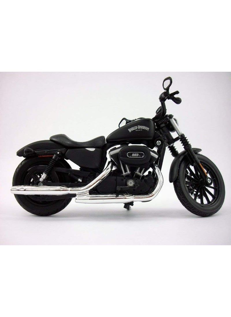 HARLEY DAVIDSON 2014 Harley Davidson Sportster Iron 883 Motorcycle Model 1/12 by Maisto 32326  - Image 4