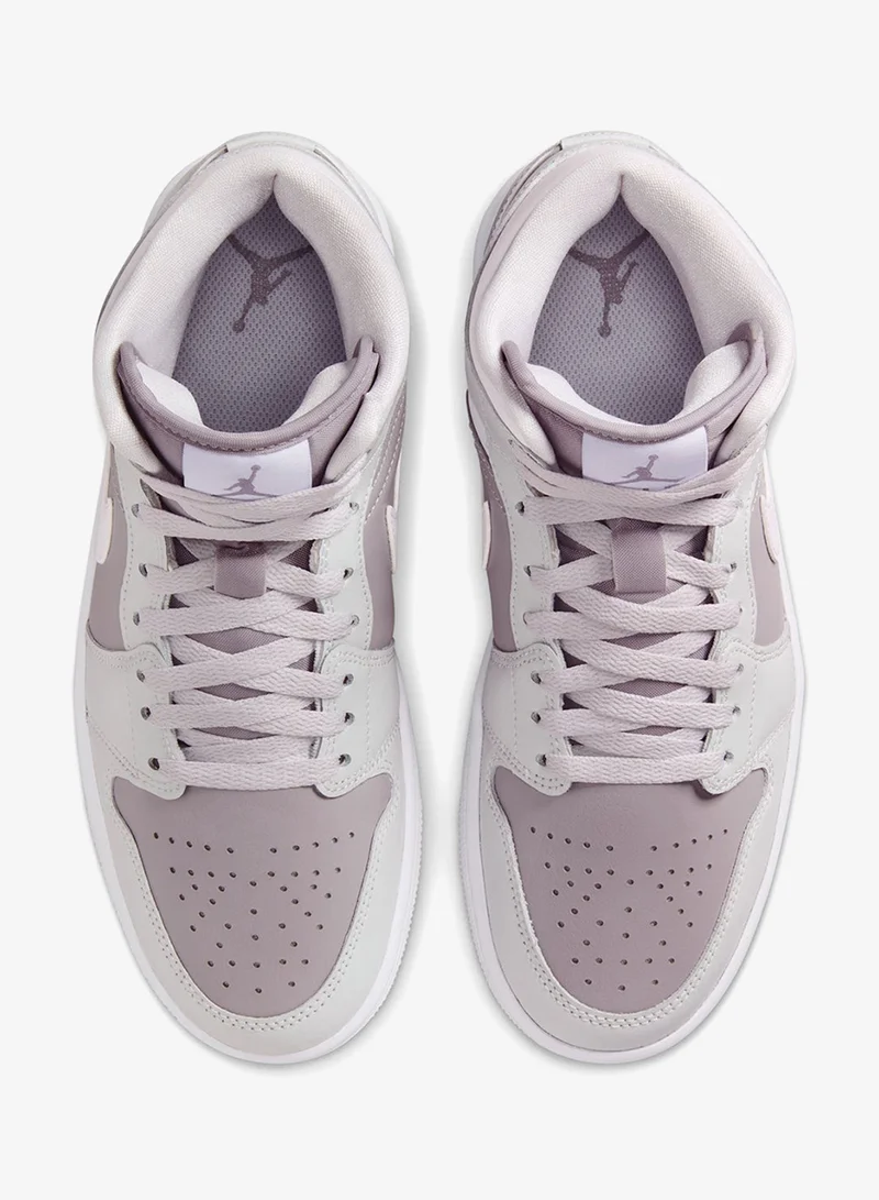 جوردن إير جوردان 1 ميد