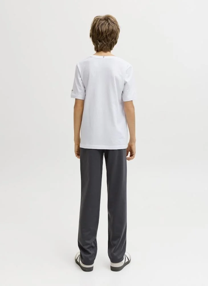 جاك وجونز جونيور تيشيرت شبابي بطبعة جرافيك وياقة مستديرة