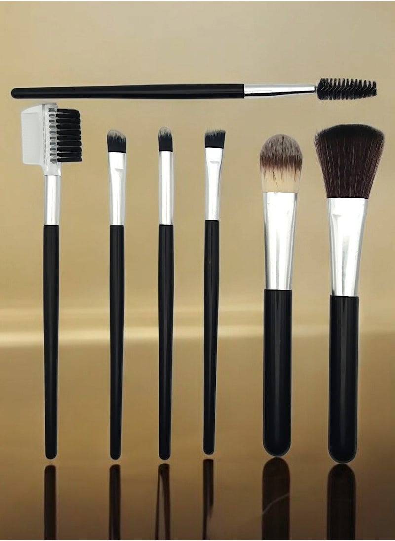 6 BEAUTY - 7-Piece Makeup Brush Set - Black - Image 1