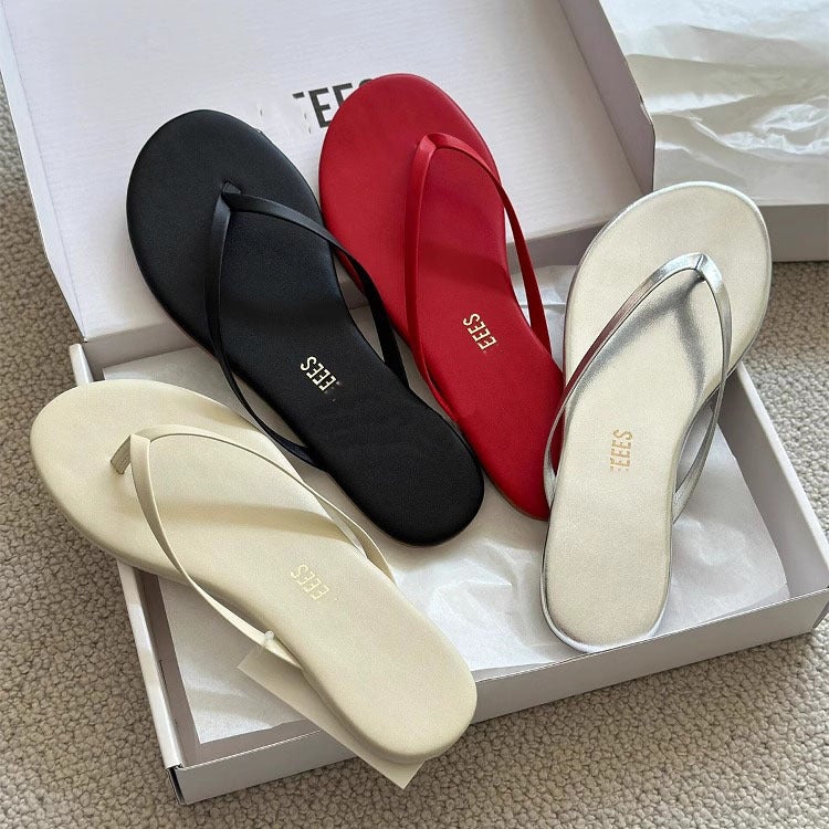 Women's Flat Thong Sandals Summer Flip Flops - Image 1
