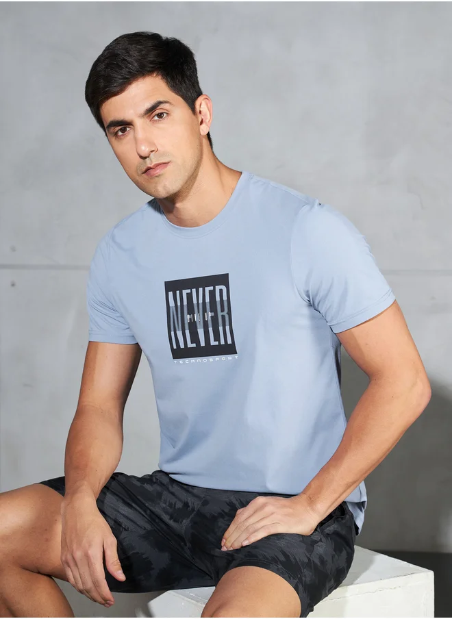 Technosport Technosport Graphic Print 4-Way Stretch Slim Fit T-Shirt