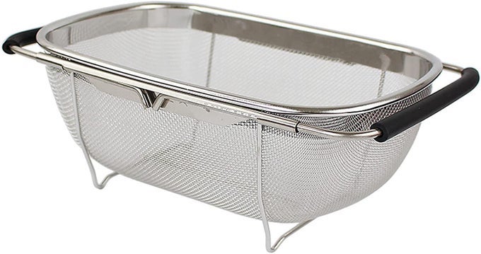 OVER SINK FOOD STRAINER STAINLESS STEEL KITCHEN COLANDER FRUIT VEGETABLE STRAINER BASKET WITH EXPANDABLE HANDLE FOR NOODLES RICE 1 PSC_SILVER