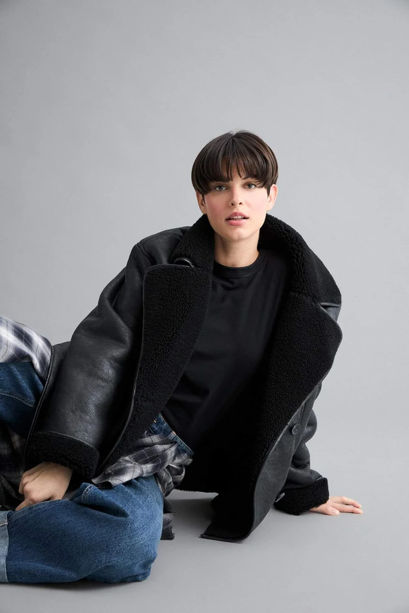 ديفاكتو Regular Fit Faux Fur Lined Jacket