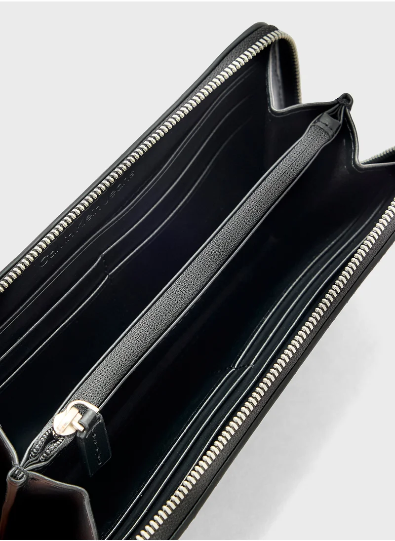 كالفن كلاين Sculpted Zip Around Wallet