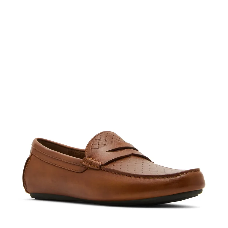 ستيف مادن Kriston Textured Round Toe Loafers