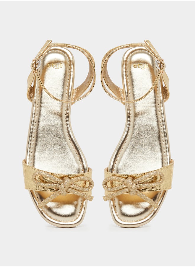 Styli Metallic Design Ankle Strap Flat Sandals  - Image 5