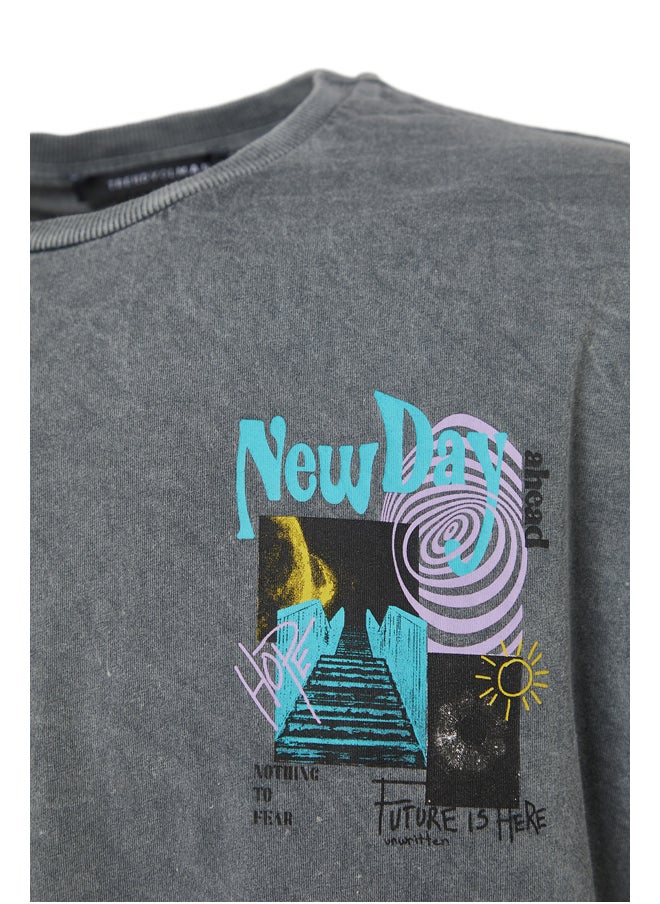 trendyol - Anthracite Men's Relaxed Fit Crew Neck Short Sleeve Acid Wash Printed T-Shirt - Image 1