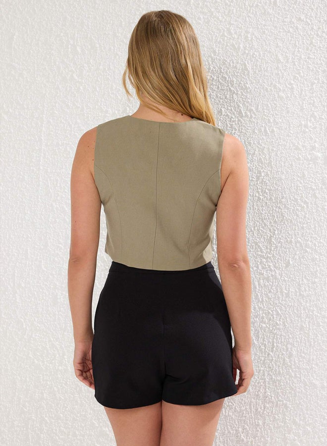 trendyol Khaki Fitted Linen Look Double Breasted Closure Crop Vest - Image 4