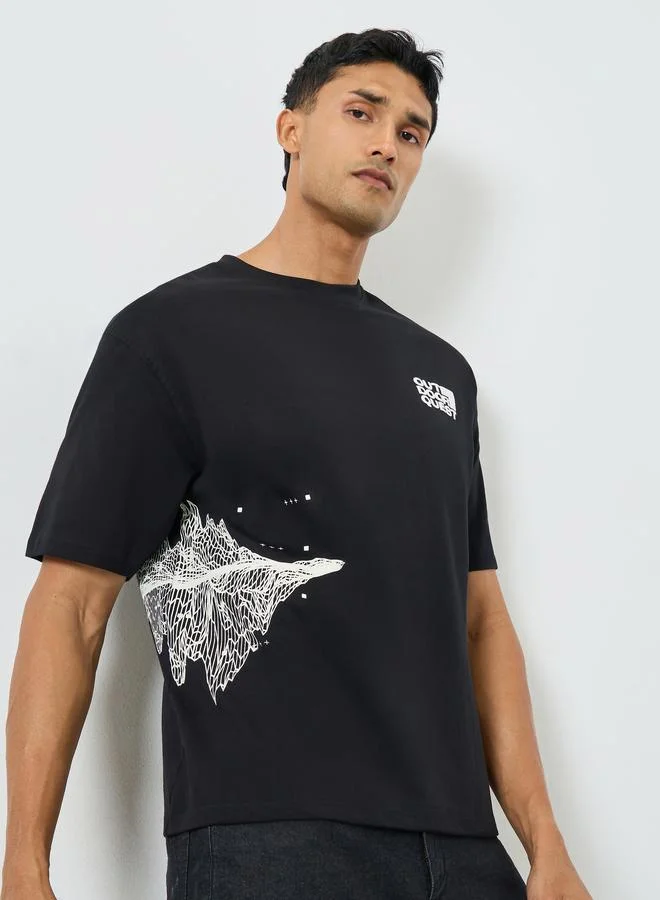 Styli Men Oversized Placement Graphic Jersey T-Shirt