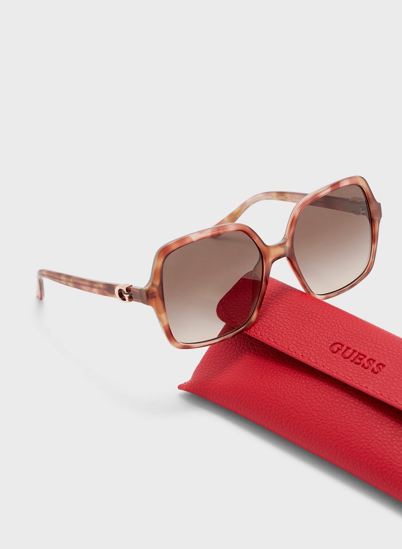 GUESS Oversized Sunglasses - Image 5