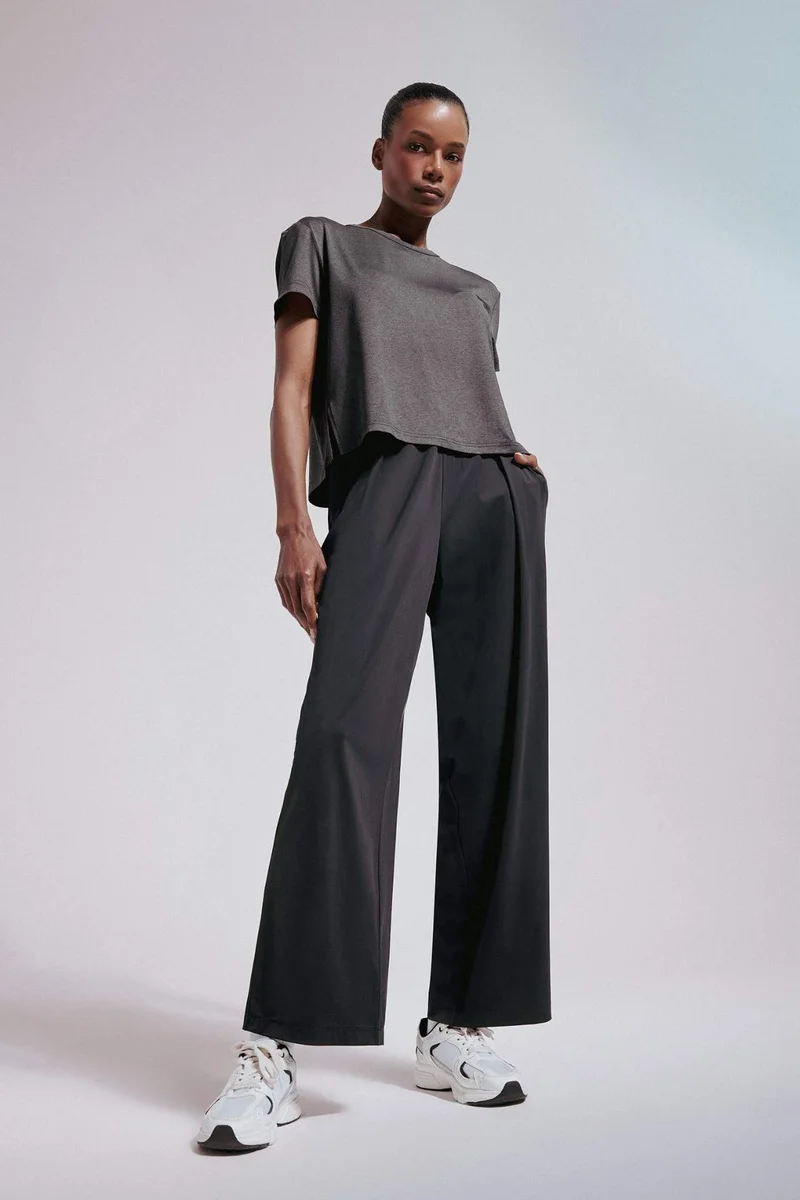 DeFacto Straight Fit Wide Leg Trousers