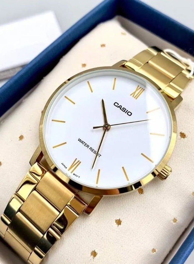 CASIO Analog Women’s Watch LTP-VT01G-7BUDF, 34 mm White Dial, Stainless Steel Case, Gold Stainless Steel Band, Water Resistant - Image 4