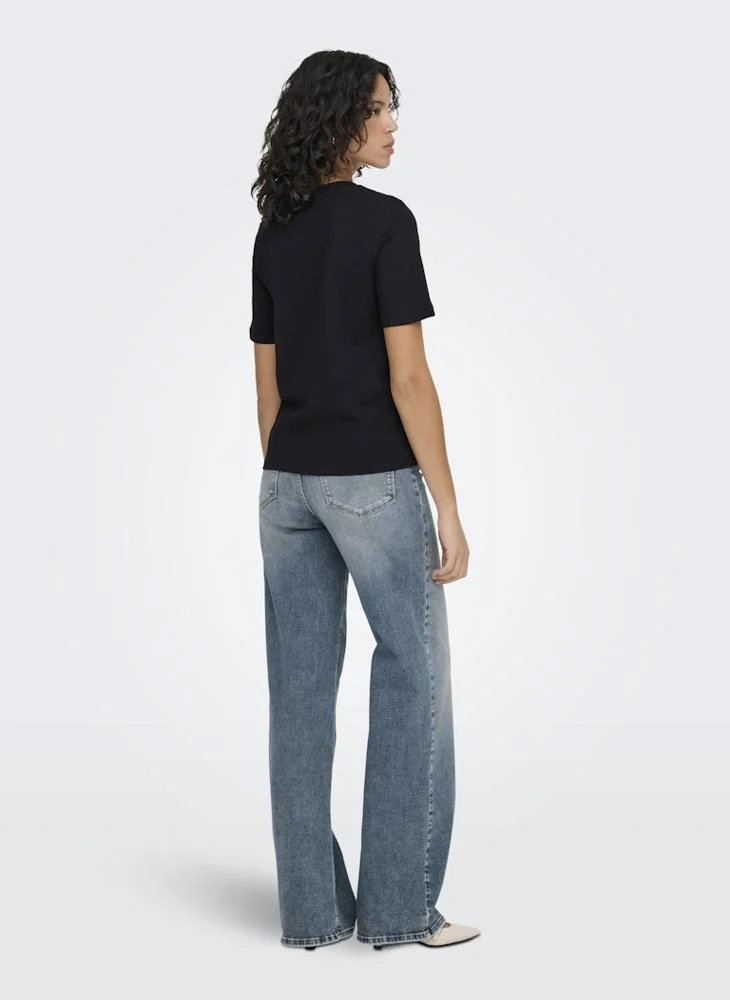 Only Essential Crew Neck T-Shirt