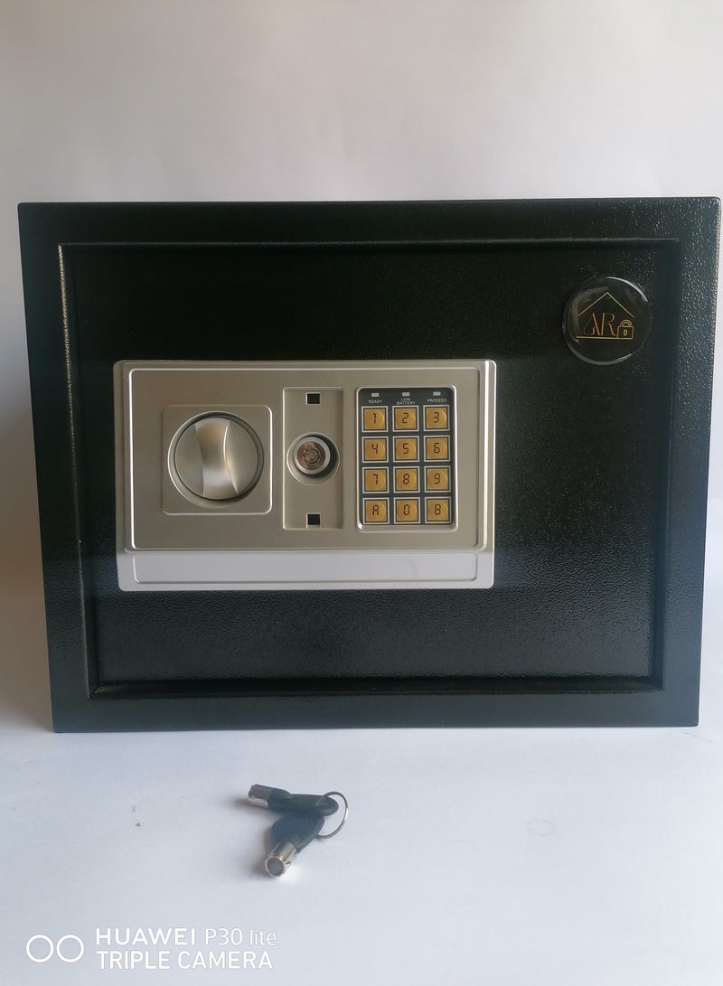 A hotel safe for storing money and documents, measuring 30 cm - Image 1