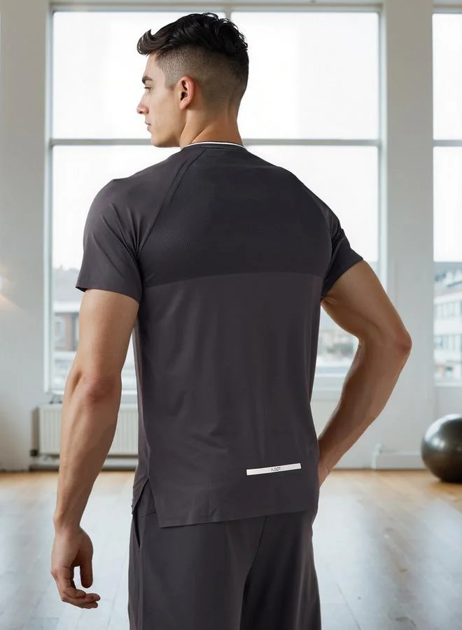 Splash Active Textured T-shirt