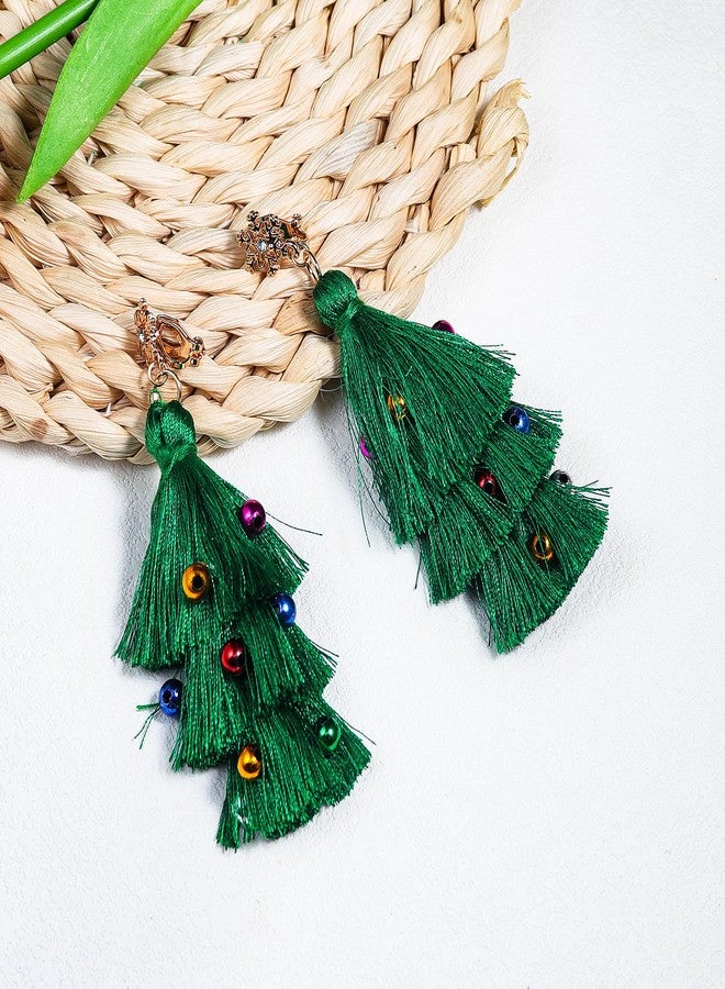 أقراط خفيفة الوزن بمشبك مزينة بشرابة شجرة عيد الميلاد وخرز، أقراط متدلية بوهيمية متعددة الطبقات باللون الأخضر بدون ثقب، أقراط رأس السنة الجديدة مزينة بخرز ملون، مجوهرات حفلات تنكرية للنساء، هدية - جرس ندفة الثلج - Image 3