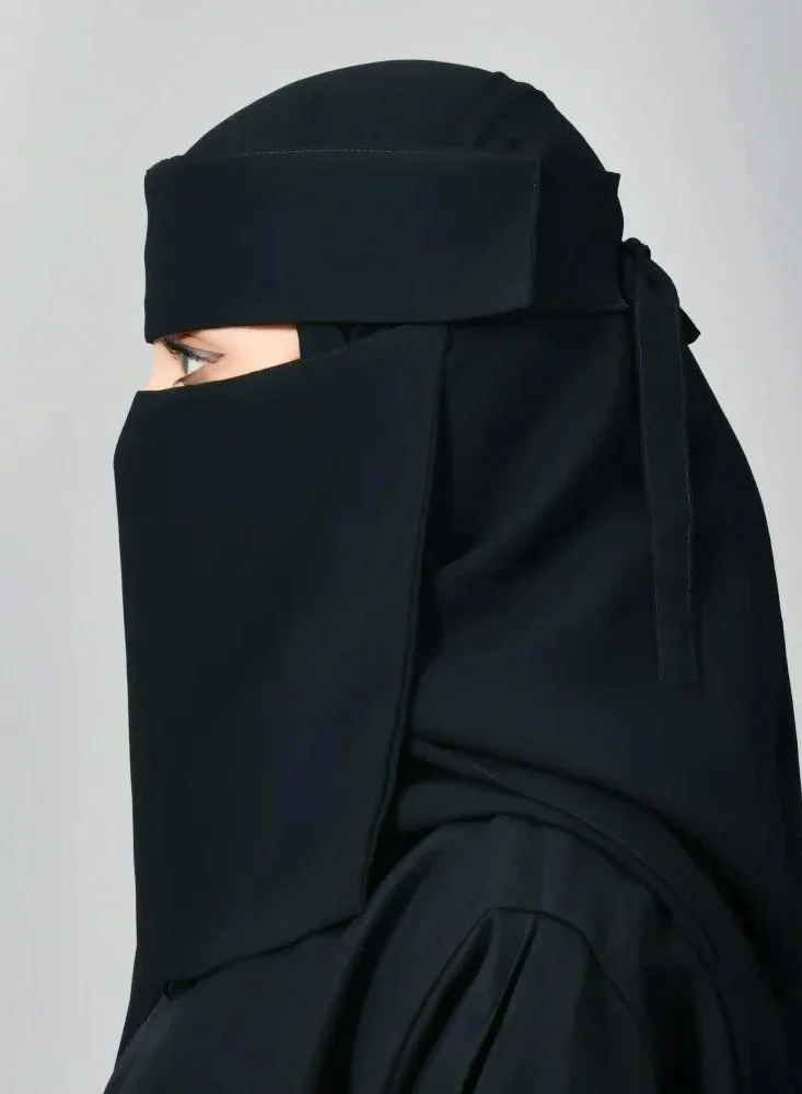lamha abaya Short sunniqab with one rubber and tie closure