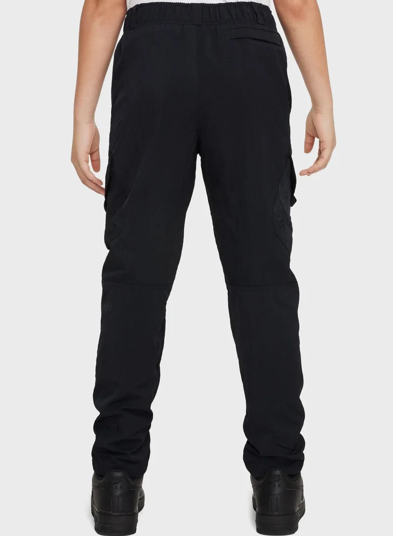 Nike Essential Woven Cargo Pants